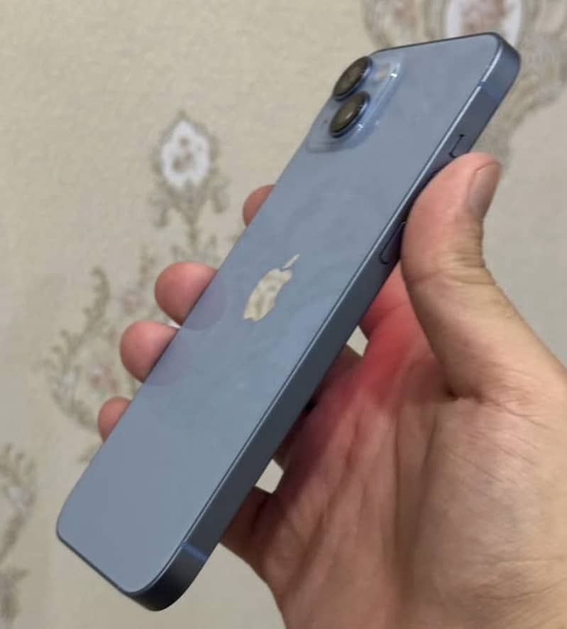 Apple iPhone 14 plus 3