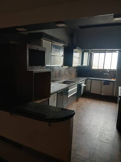 Main road Facing Rent Demand 1 Lac 20000 3 Month Deposit Gulshan jamal 3000 Square feet 3 Bed DD 2nd Floor *Code(16853)*