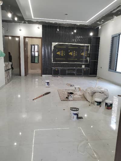 New Portion Gulshan Near Abu hassan asfani road 4 Bed DD American kitchen Tiles or marble 1st Floor Rent Demand 70000 Family visit only *Code(16845)* 4bed dd bhi rent par aa raha hei 2nd floor ka portion. Maskan chowrangi k paas. Boundary wall k ander 160 guz hei. Rent 70k final hei *Code(16854)*