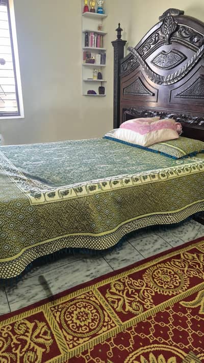 King size bed and mattress 2 side tables