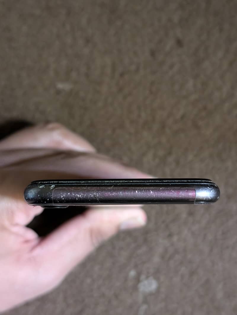 Apple iPhone 8 6