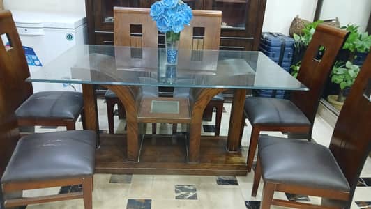 6 chairs dining tbale for sale