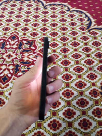 Apple iPhone 16e