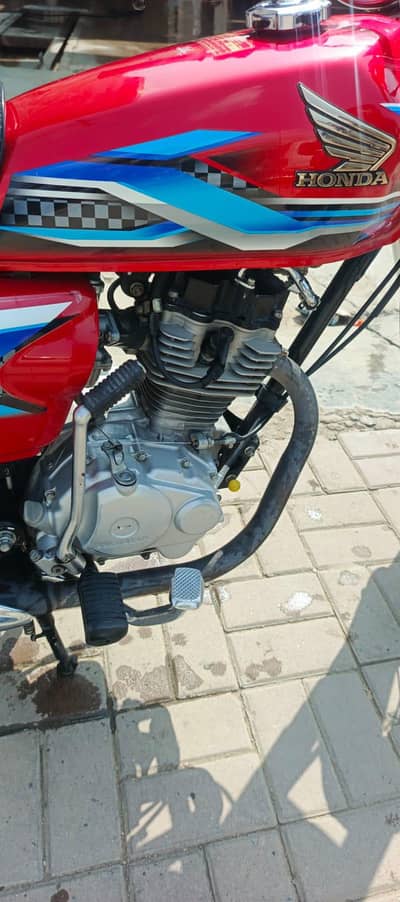 Honda 125 23/24 Islamabad nom
