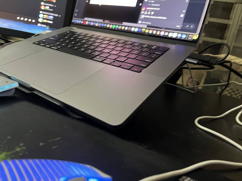 M1 Max Macbook Pro 32 core Gpu 2