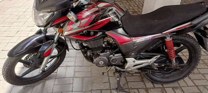 Honda 150 cb f 2018 model lush bike first owner