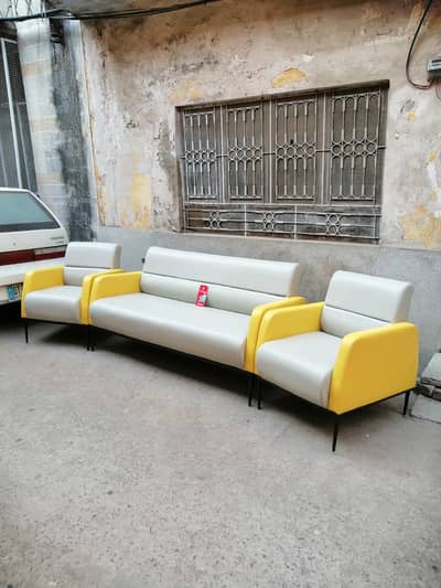 Sofa Set-321 Seater Sofa-Branded Soda Set-Wooden Sofa-Sofa urgent sale