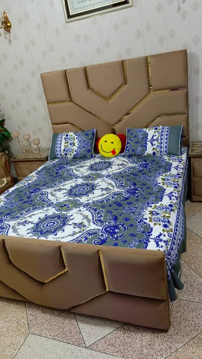 dad said table dewan table use no mattress 2 year use
