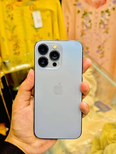 Apple iPhone 13 Pro jv