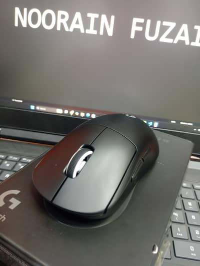 Logitech GPro X Superlight 2 SE (11 Month Warranty Remaining)