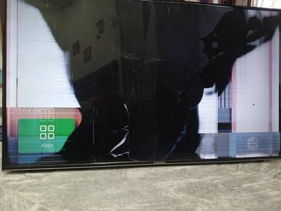 Samsung 70 inch led smart tv .