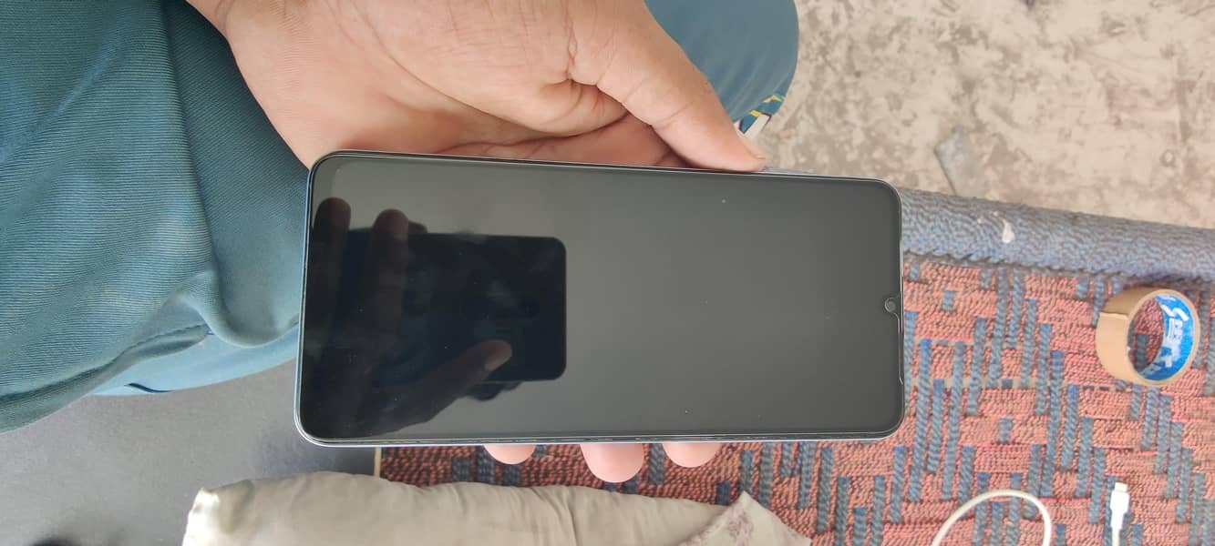 Realme Note 60 4