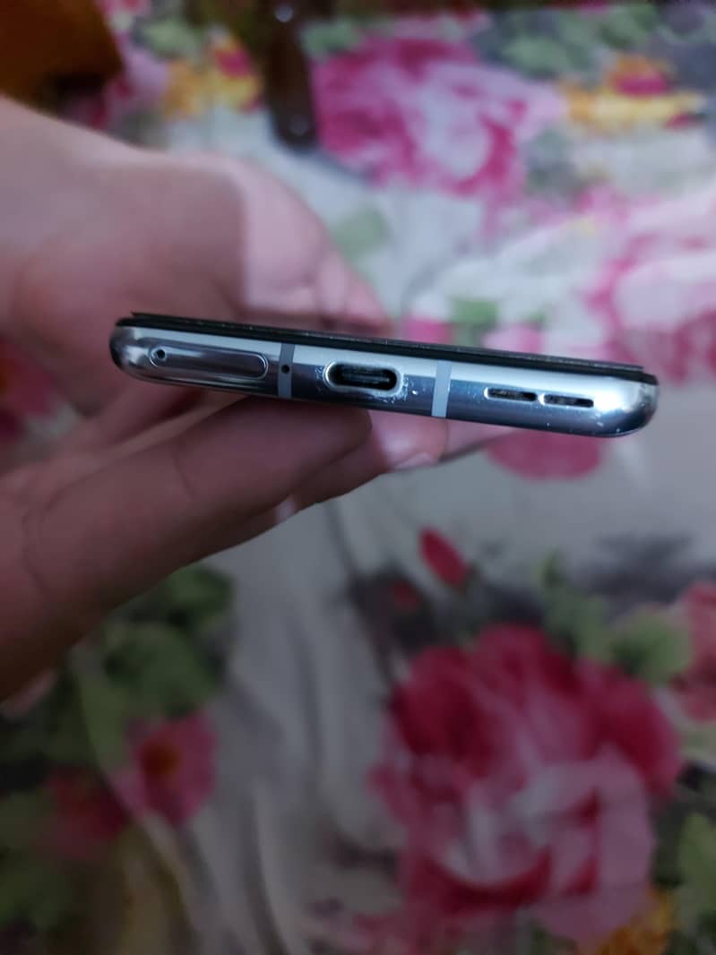 One Plus 8T 2