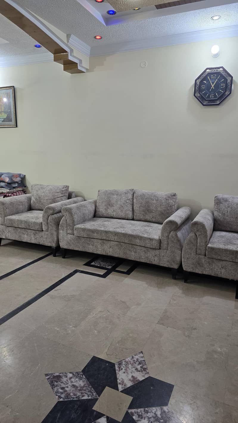 7 seater sofa 1