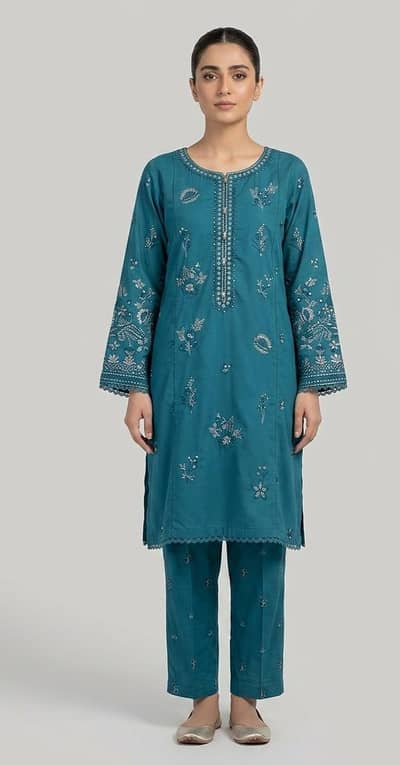 Title: Ladies Teal Embroidered 2 Piece Suit – Excellent Condition
