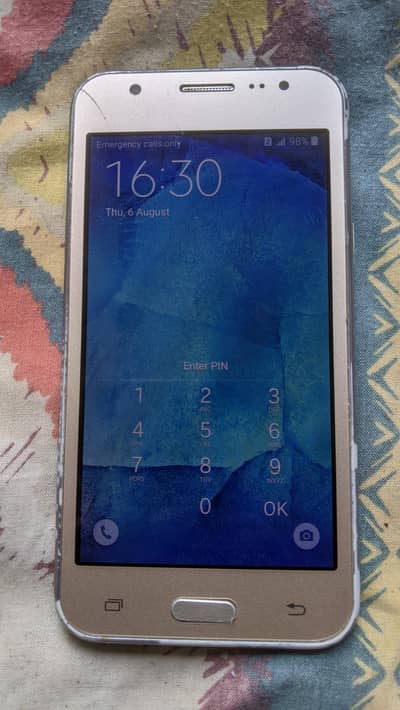 Samsung Mobile J5