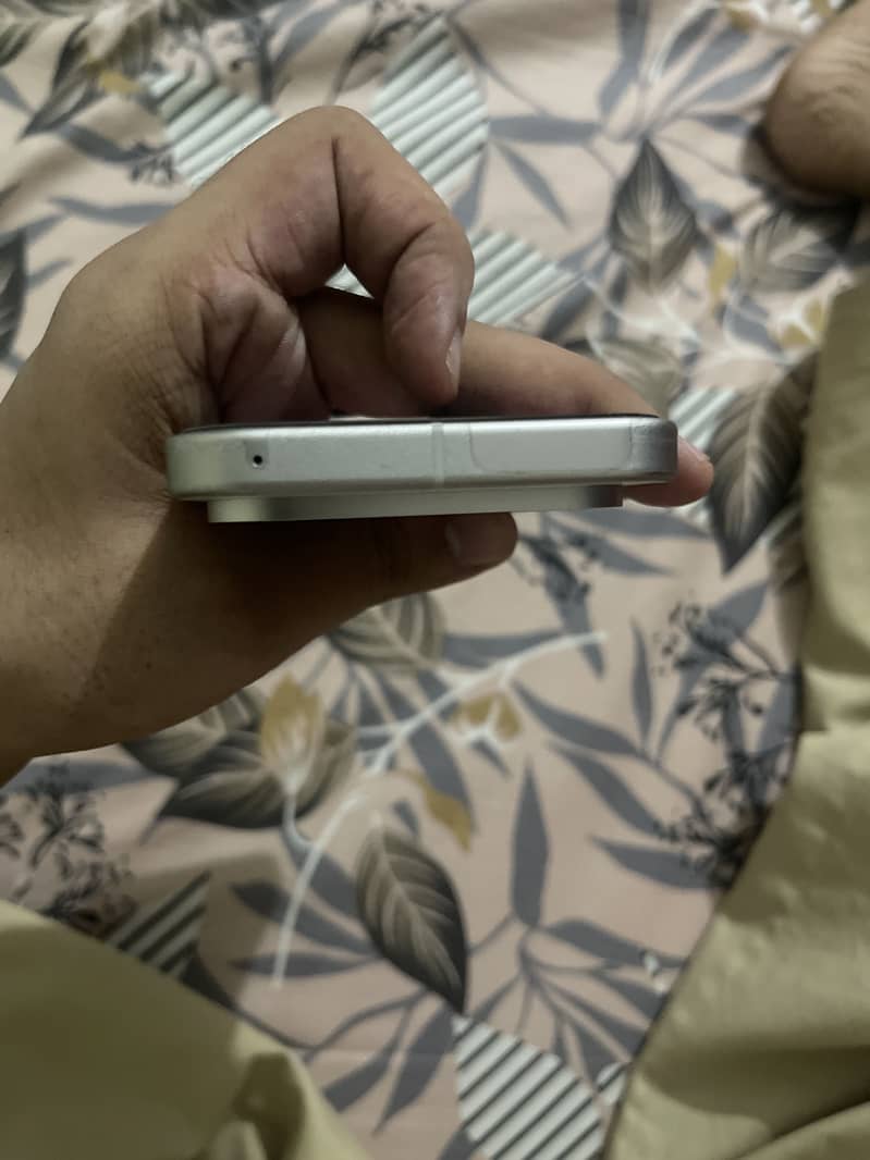 Google Pixel 9 2