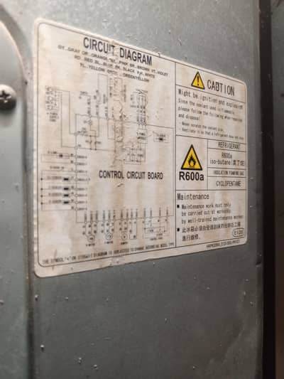 Hitachi double door refrigerator dual fan cooling
