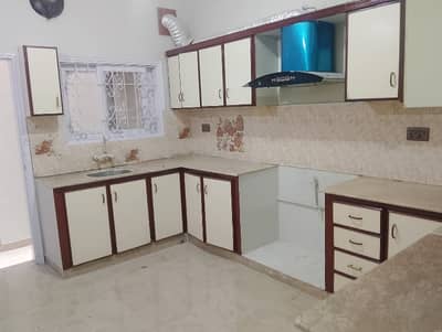 Prime Location Lower Portion Of 400 Square Yards Available In Gulistan-e-Jauhar - Block 3