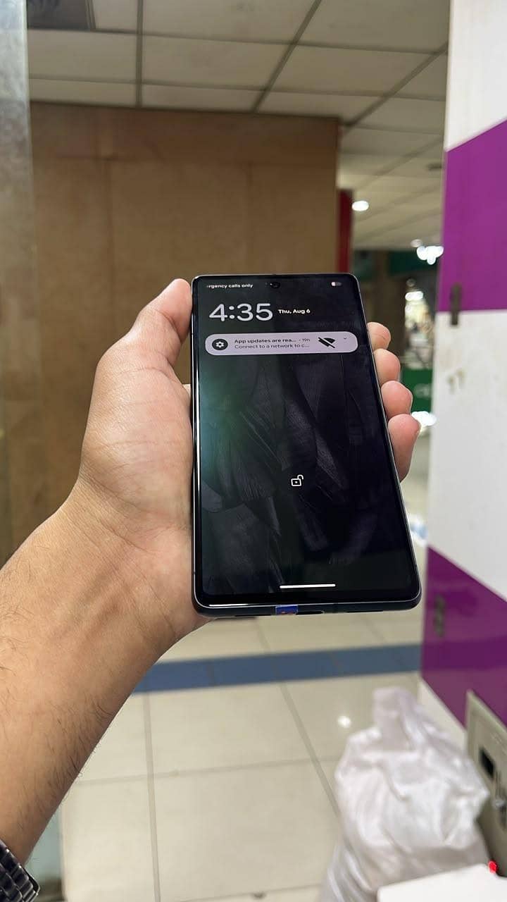 Google Pixel 7 4