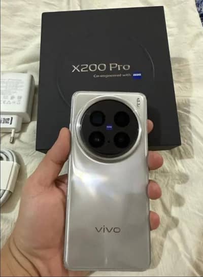 Vivo x200 Pro
