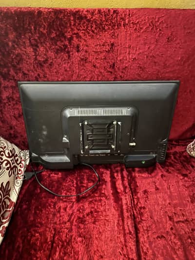 led 24 inch samsung with android box