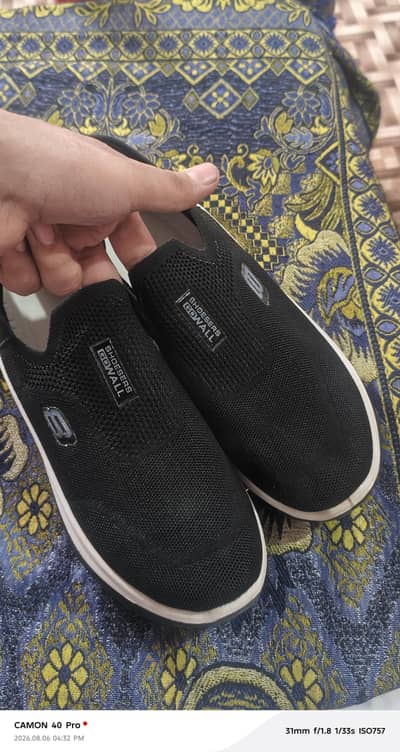 Black Skechers go walk  style casual shoes size 45 excellent cond