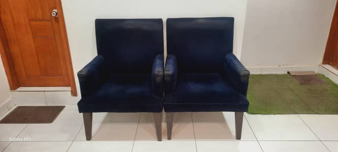 4 Premium Velvet Arm Chairs (2 Pairs) – Good Condition