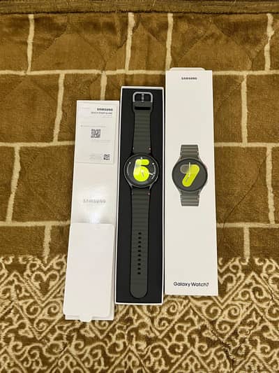 Samsung Watch 744mm(Just Box Open)Samsung Warranty(Scratch Less)