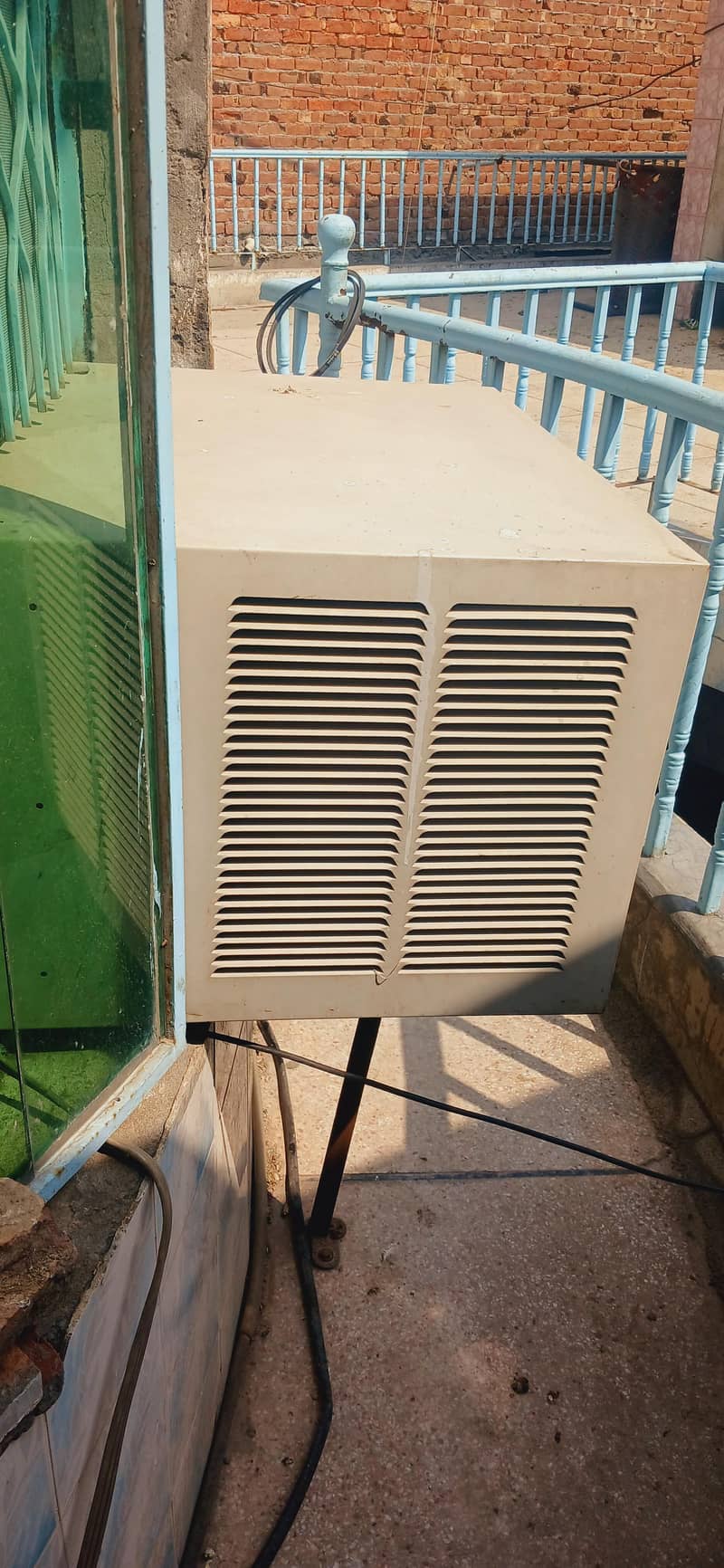 General window Ac 6