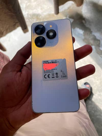 Tecno Spark 20C 4+2 Gb Ram 128 Gb Memory pta Approved with box .