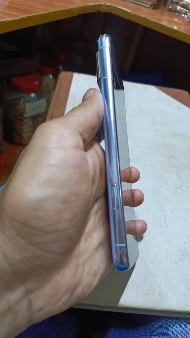 Google Pixel 8 Pro 4