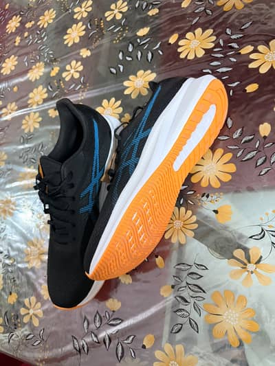 Imported sports shoes asics brand for sale