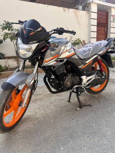 Honda cb150f SE mint condition bike