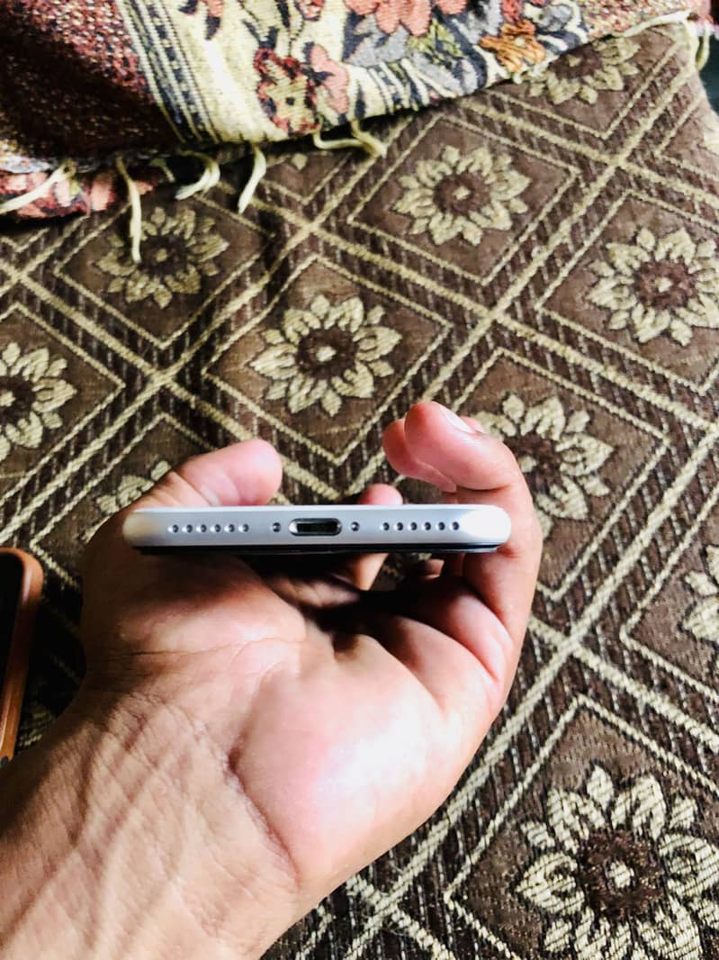 Apple iPhone SE 1