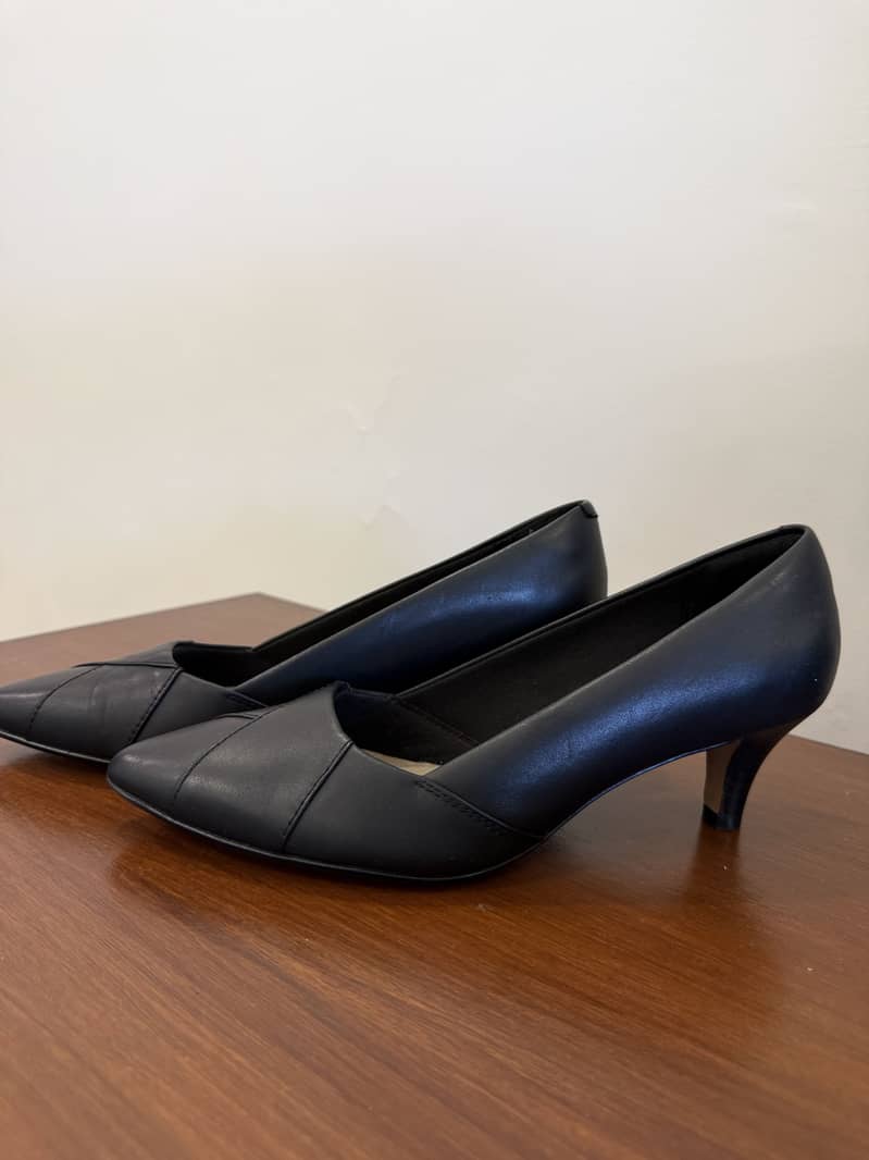 Clarks heels 1