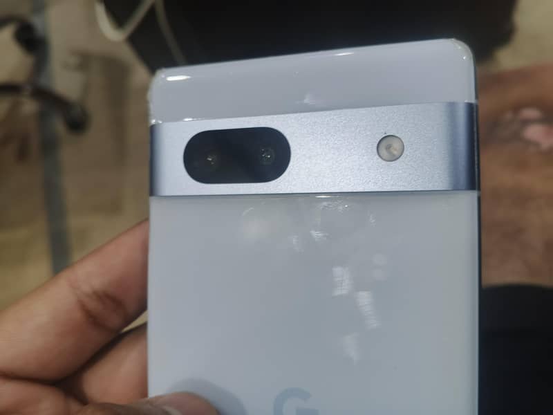Google Pixel 7a 5
