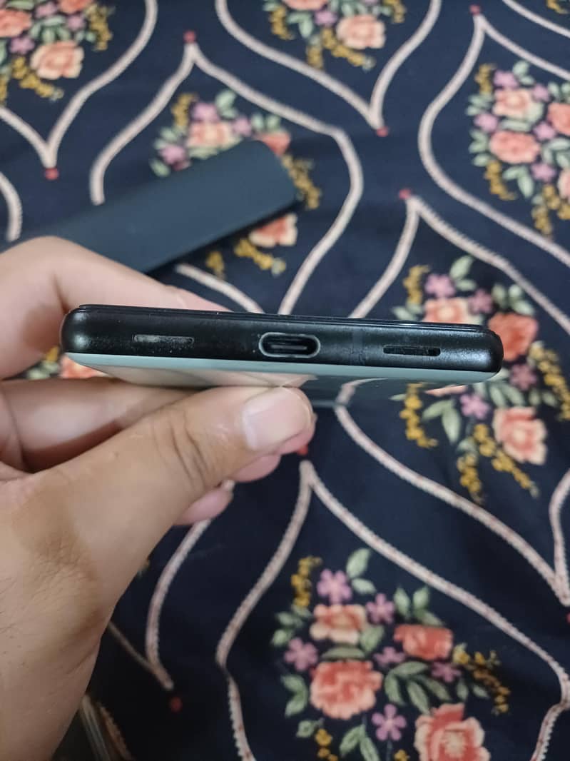 google pixel 6a 1