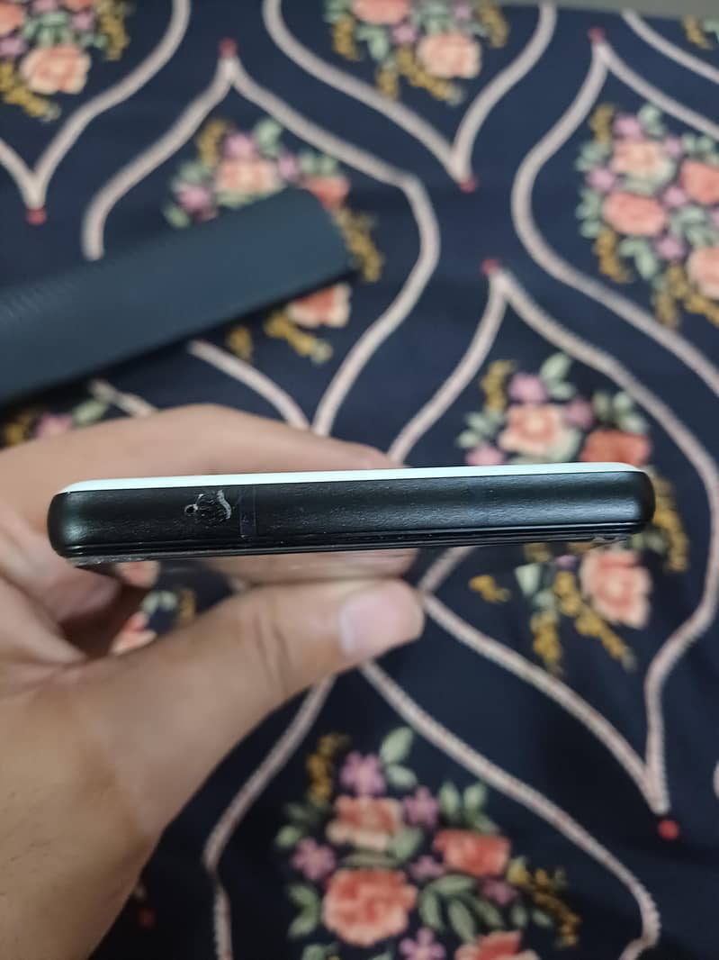 google pixel 6a 2