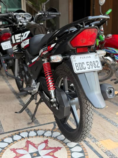Honda CB 150F
