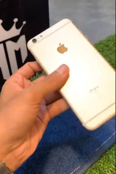 Apple iPhone 6S Plus