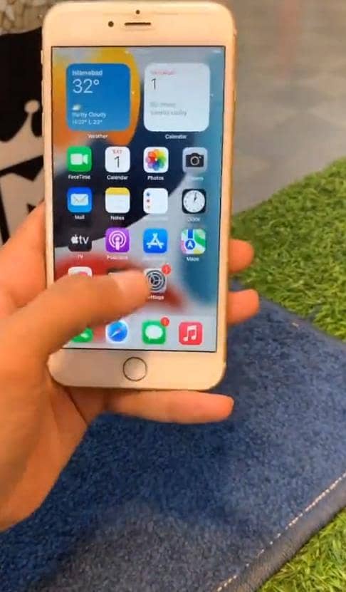 Apple iPhone 6S Plus 1