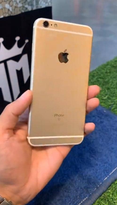Apple iPhone 6S Plus 4