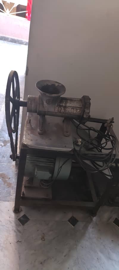 meat grinder