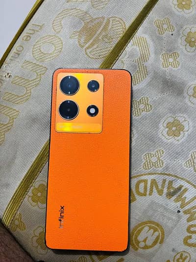 Infinix Note 30