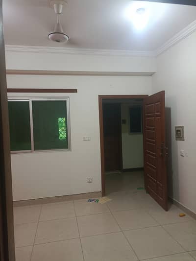 Ideal Flat For Sale In G-15 Markaz