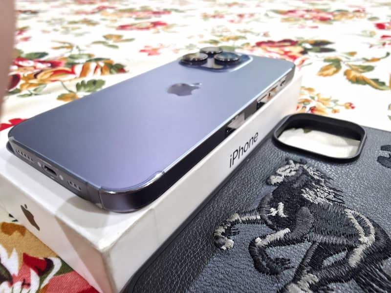 Apple iPhone 14 Pro 4