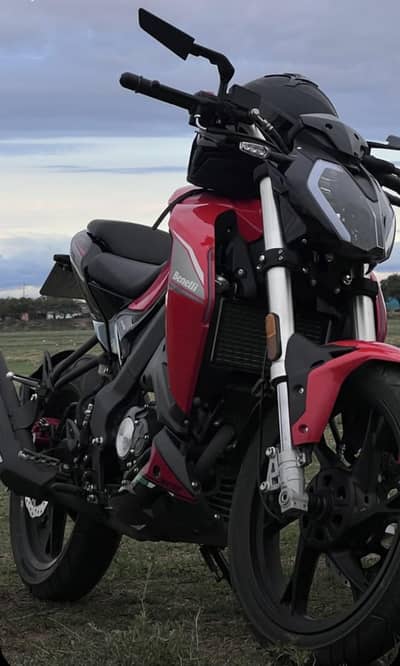 benelli 180s 2021 red