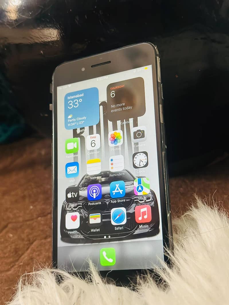 Apple iPhone 7 Plus 4