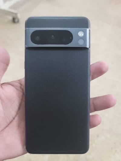 Google Pixel 8 Pro